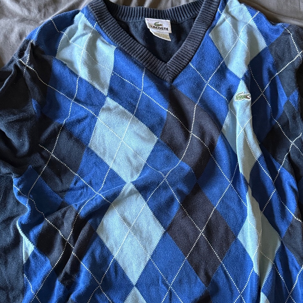 Lacoste Men's V-Neck Sweater in Blue Argyle